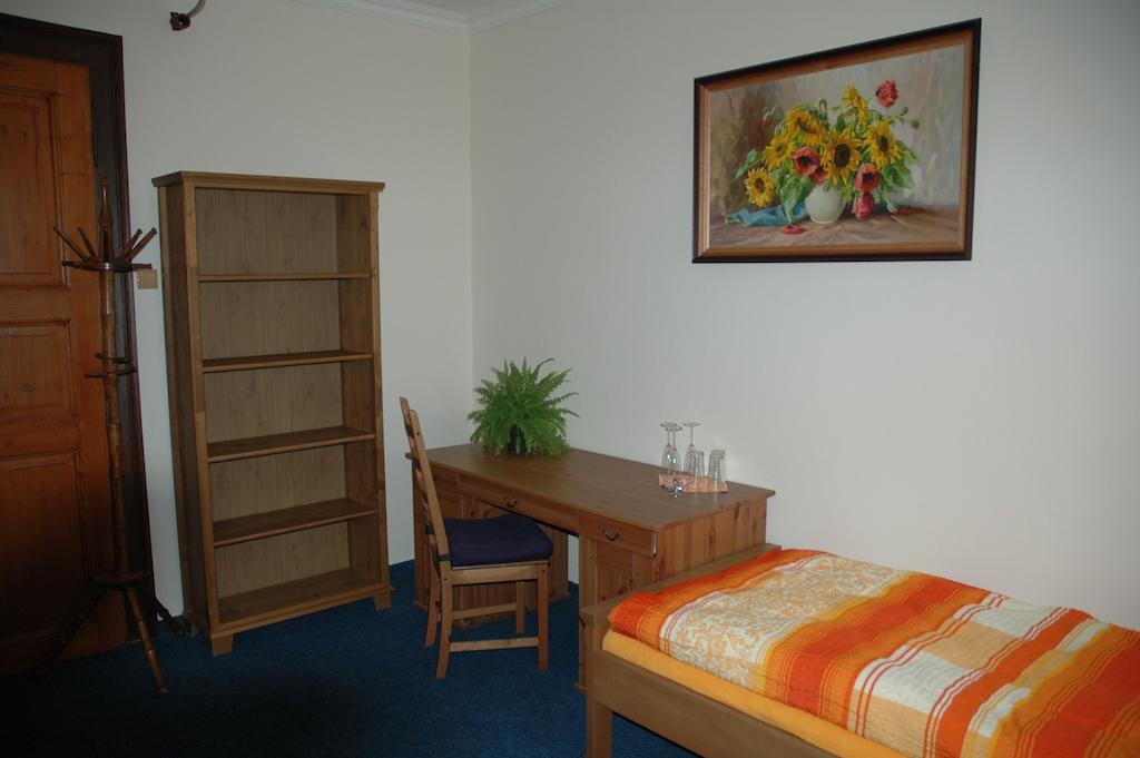 Hotel Mrázek Pardubice Szoba fotó